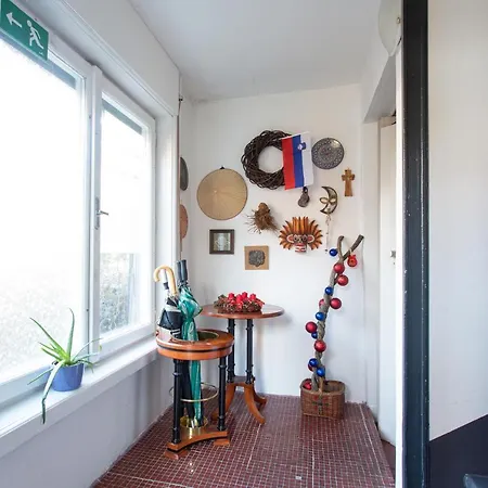 Bronia 3 Bedroom & Free Parking