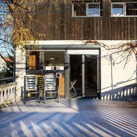 Bronia 3 Bedroom & Free Parking *